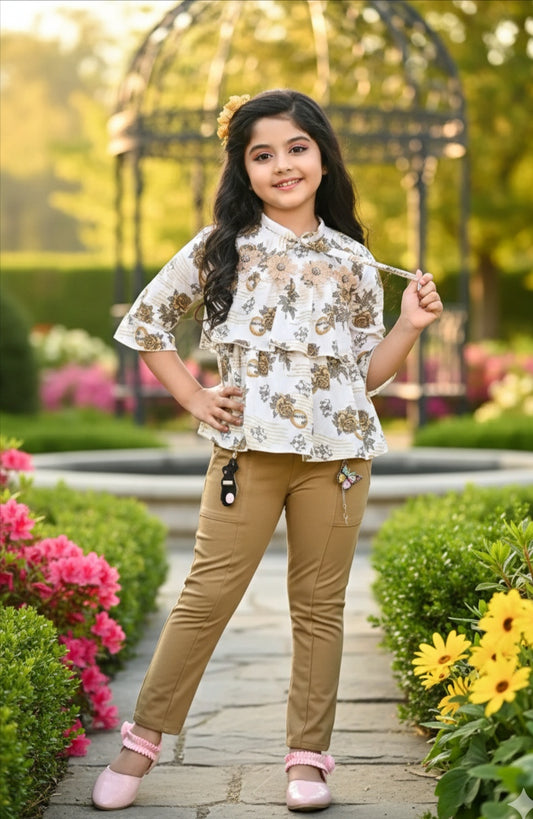 Sagun Girls Floral Print Casual Outfit